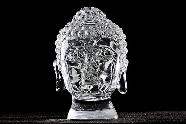 Clear Resin Buddha Head Sculpture – Custom Transparent Spiritual Art for Interiors  Clear Resin Buddha Head Sculpture – Custom Transparent Spiritual Art for Interiors